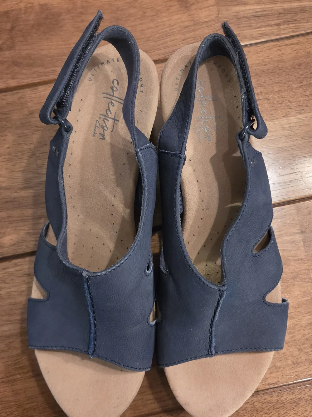 Clarks navy leather